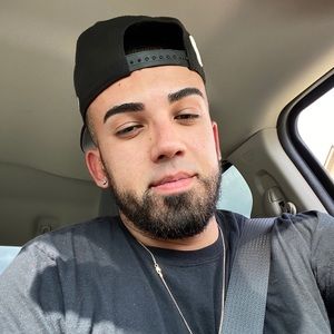 Meet your Posher, Henrique